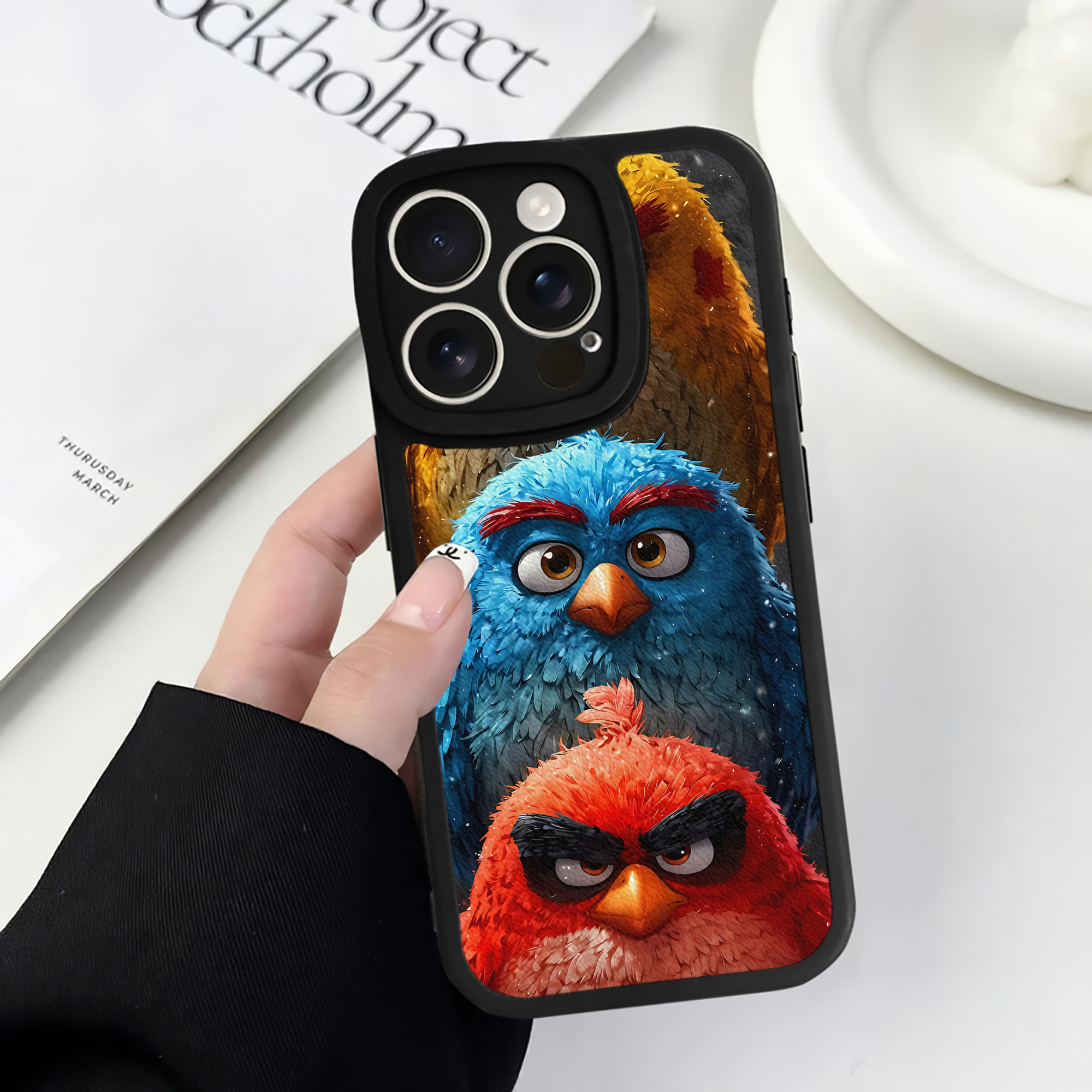 （画像用） Angry Birds アングリーバード 【iPhone 16シリーズ対応】シリコンスマホケース（レザー調） 材質：シリコン